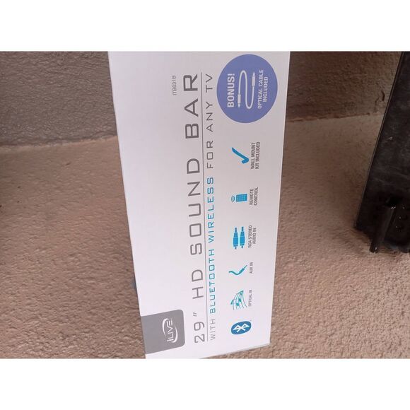 29" Bluetooth Sound bar - Picture 2 of 3